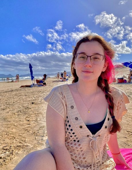 Julihcsgo model photo