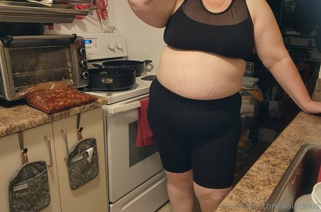 asian blonde onlyfans sexy image