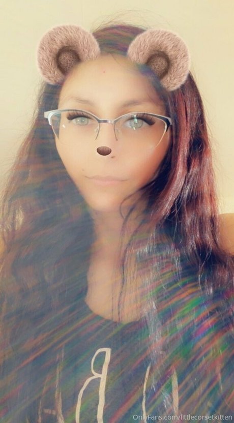 littleeevee66 pornstar hd photo