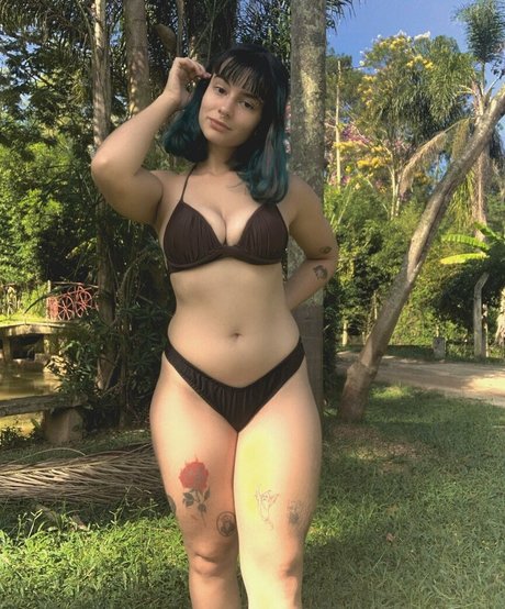 Giovana Gomes erotic star galleries
