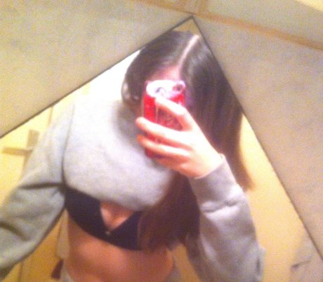Gaxllxx naked pornstar picture