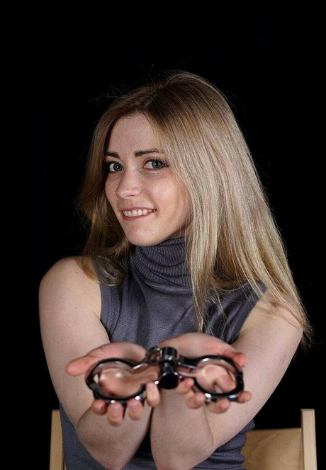 Anna Grabowska adult model galleries