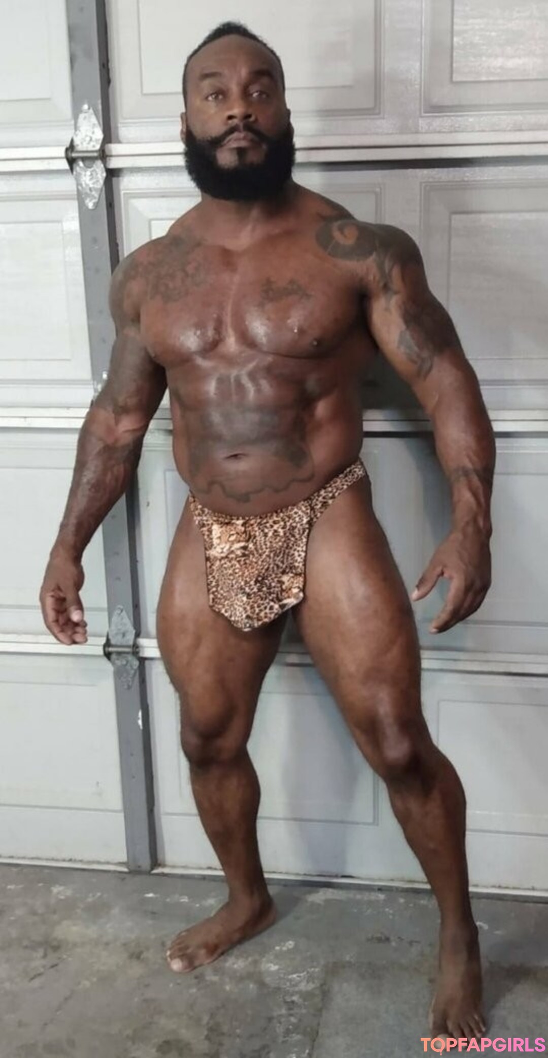 toolsfreepage nude star pic