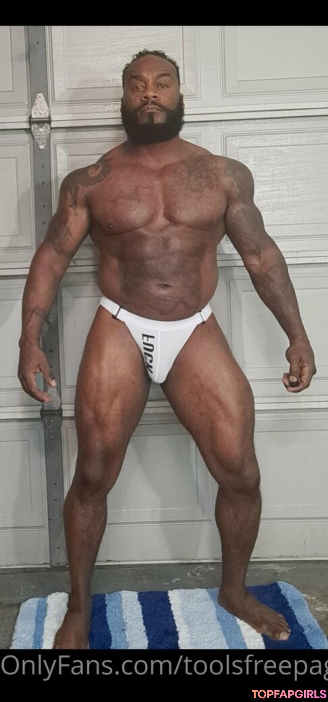 nude yoga onlyfans top pictures