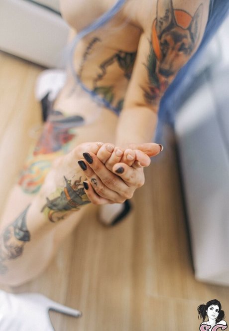 nefernik model art archive