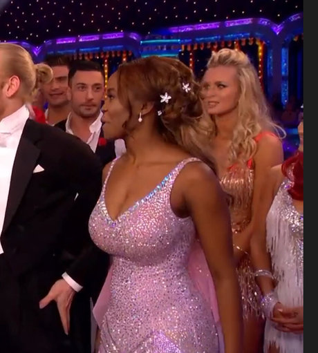 Oti Mabuse pornstar naked photo