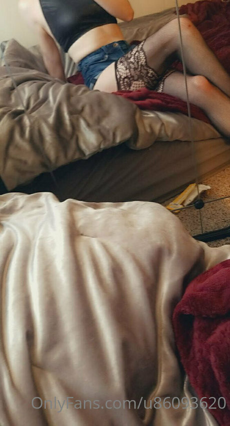 abbierosery star art pics