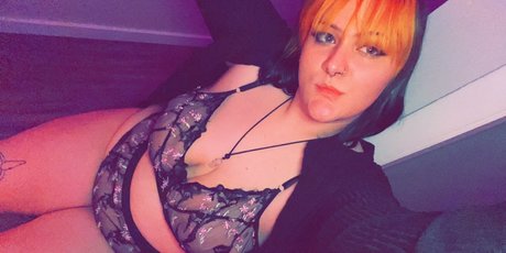 skymmylkfree model nudes pic