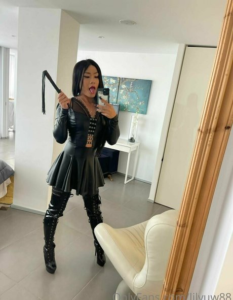 lilyuw88 star porn photo