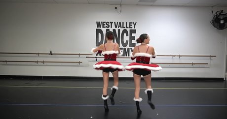 Merrell Twins model free pics