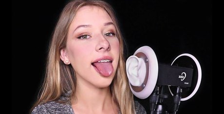 Diddly ASMR xxx star archive