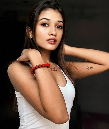 Ridhima Bisht pornstar pretty gallery