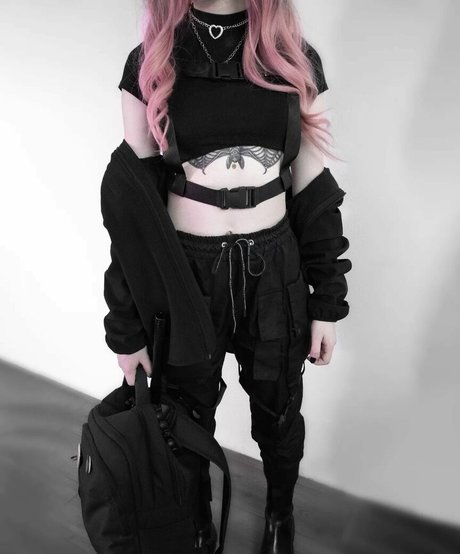 Porcelain Ghoul nudes pornstar picture