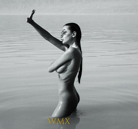 Ayakaomi model art pictures