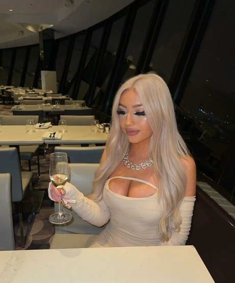 Monet Fisher hd star images