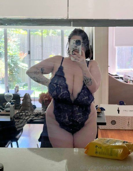 arifaith hot actress photo