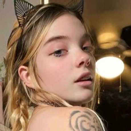 MewLabbs nudes pornstar picture