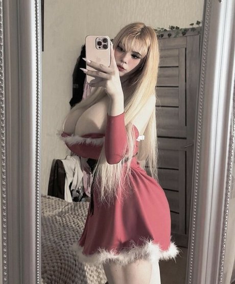 kitty kett model pretty picture