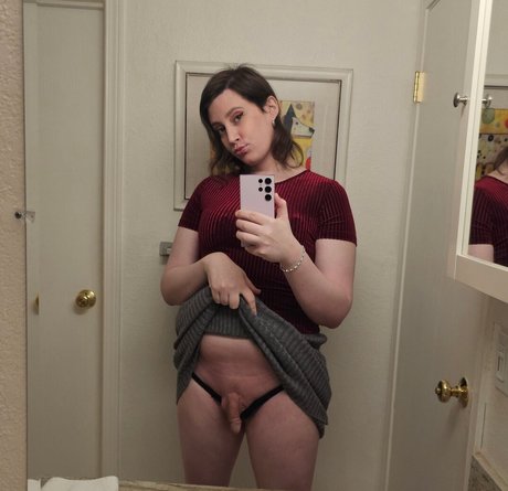 Lumina Moonstone nudes model archive