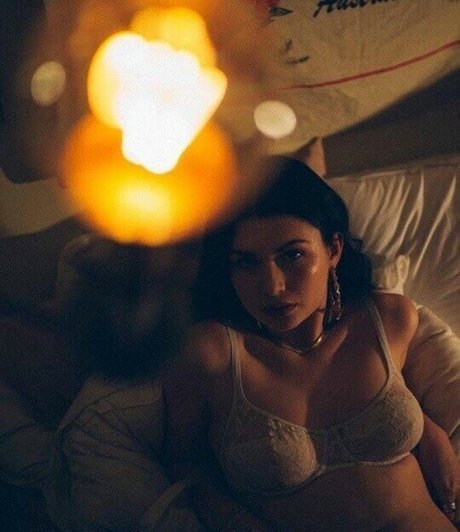 Willow Avalon art pornstar pics