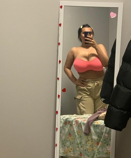 Desi Aurora model naked pics