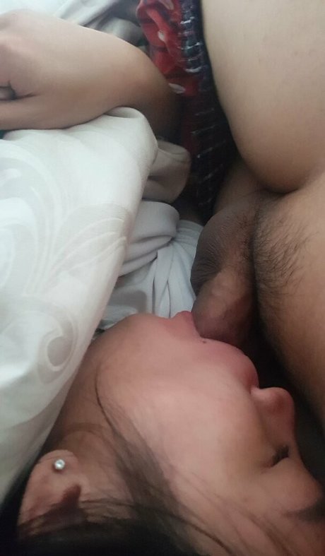 Aveline Liu art actress photo