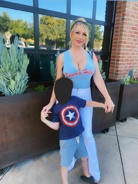 Jessica H exclusive pornstar pics