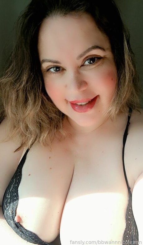 bbwannnicoleann star beautiful img
