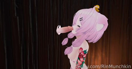 RinMunchkin sexy pornstar pics