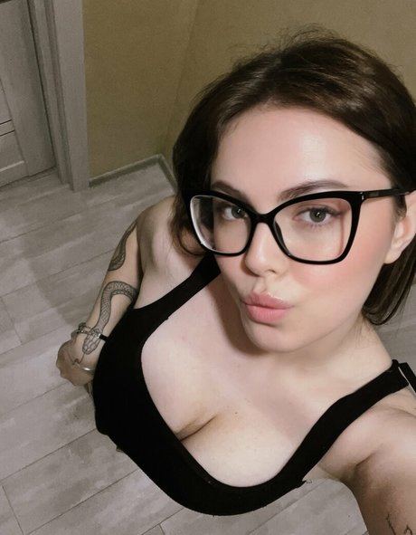 riyaxx star best pics