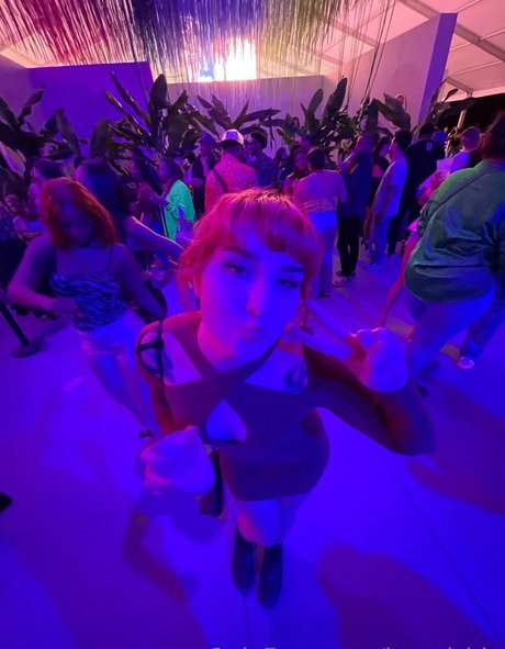 bunni blu nude pornstar photo