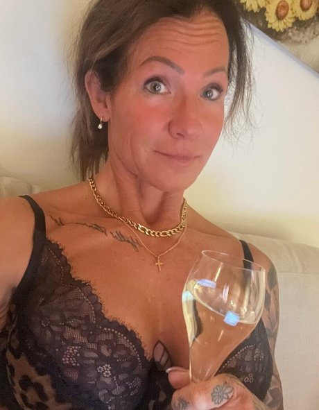 alpheratz art model galleries