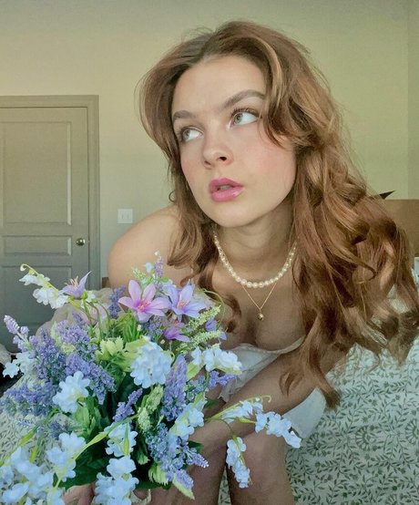 McKenzie Bell star exclusive archive