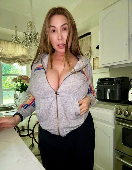 kiannadior pornstar top photos