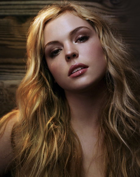 Agnes Bruckner naked pornstar pic