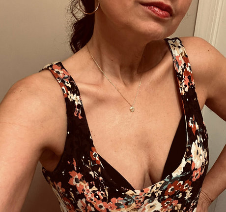 milf handjob onlyfans pretty pics
