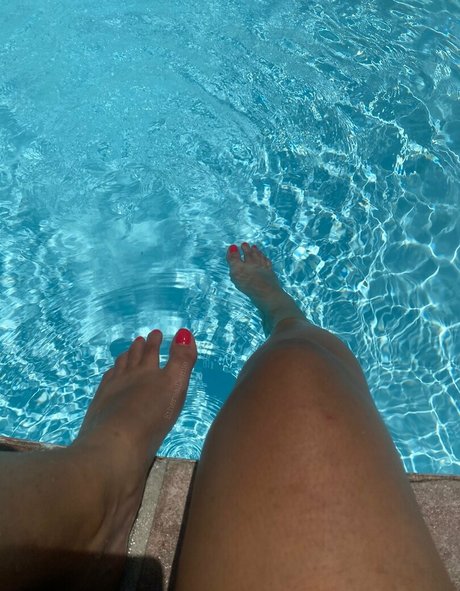 etherealdemie feet beautiful model gallery