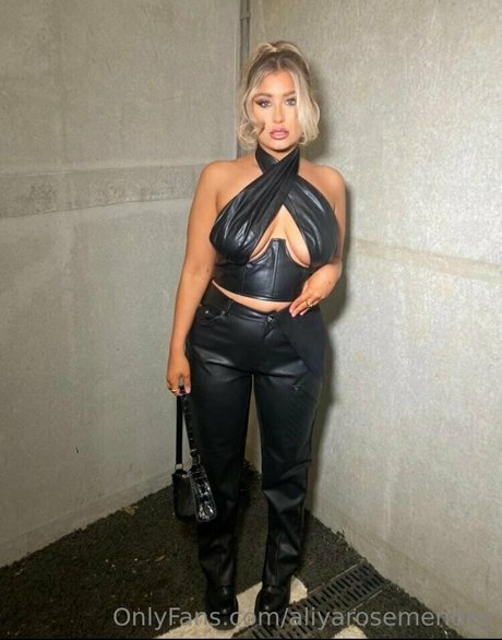 jessicarabbitrose nice actress gallery