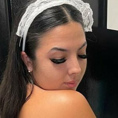 queenn elainee star top img