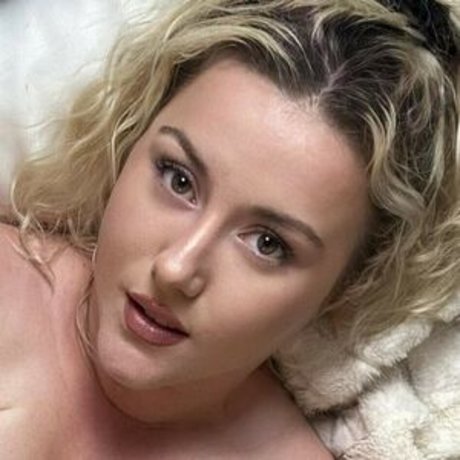 Bethany Kopeland exclusive model galleries