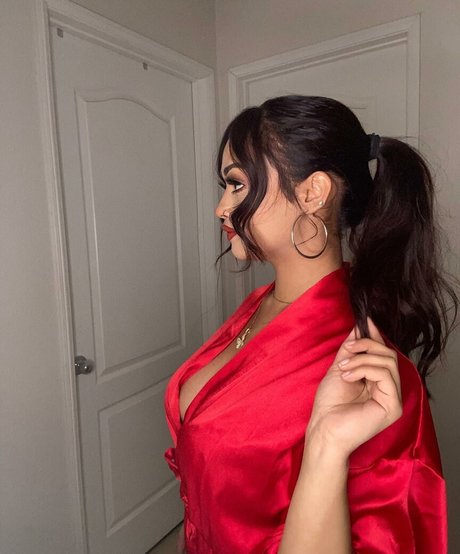 Punjabi Mami beautiful star photos