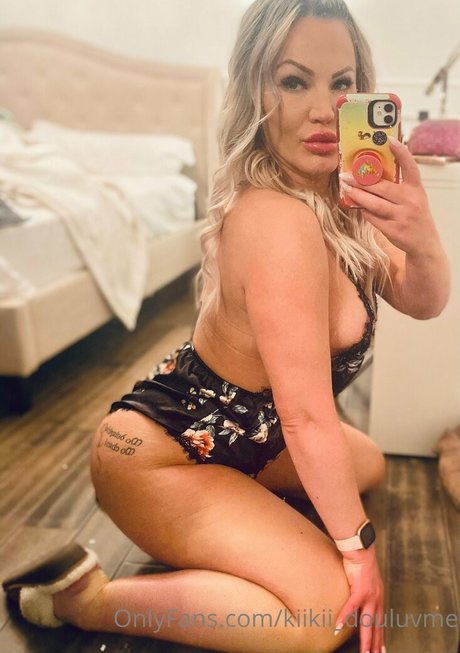a v a james88 xxx pornstar photo