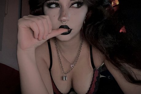 Hello kitty666 nudes pornstar image