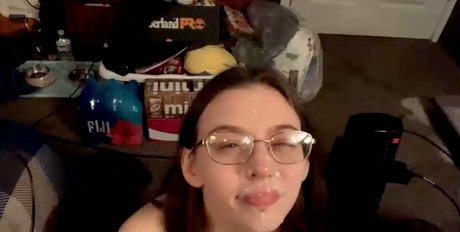 astriddabomb porn actress pic