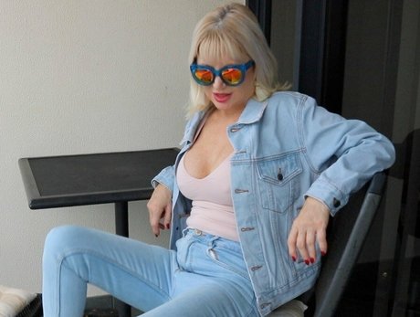 curvy muscle onlyfans hot naked photos