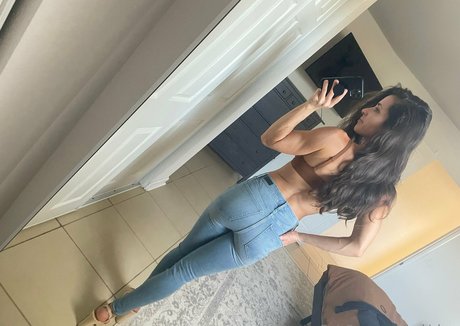 jackishea sexy model picture