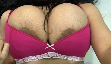 Desiaurora naked pornstar photo