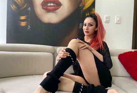 scarletbunnyy nice pornstar galleries