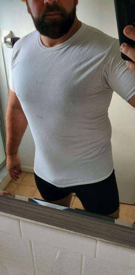 beardedgeeky pornstar nude pic