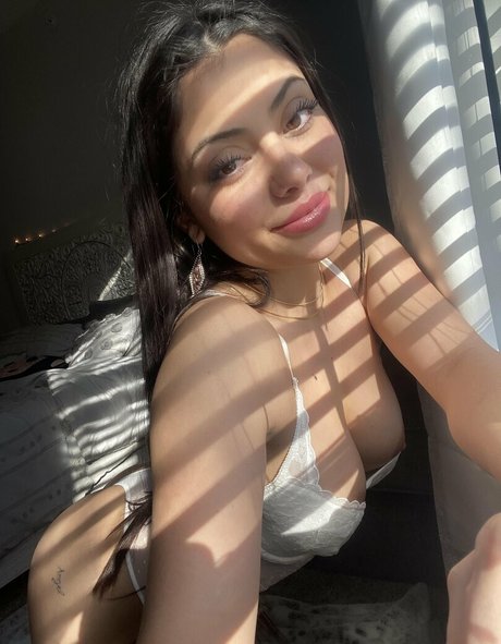 amateur lesbian onlyfans hot pic